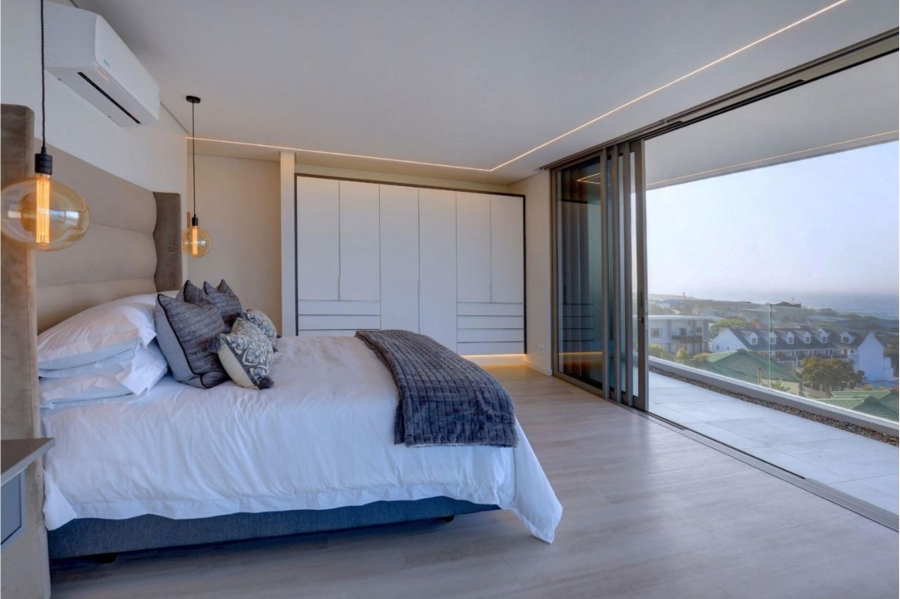 4 Bedroom Property for Sale in Mossel Bay Central Western Cape
